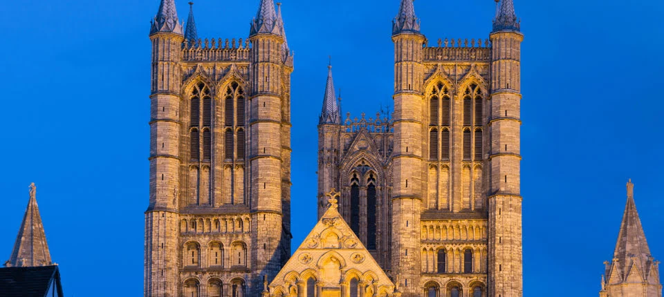 Security officer providing professional security guarding in Lincolnshire