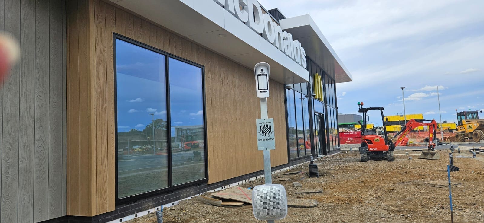 Temporary Ajax alarm and external detection protecting a Suffolk construction site